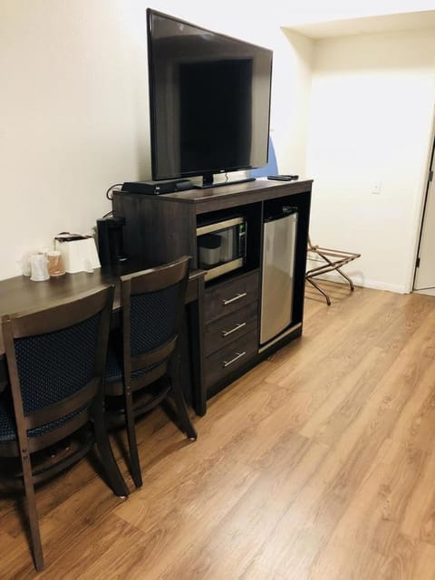 Cozy Inn Motel in Costa Mesa