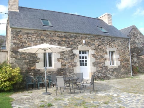 Patio, Facade/entrance