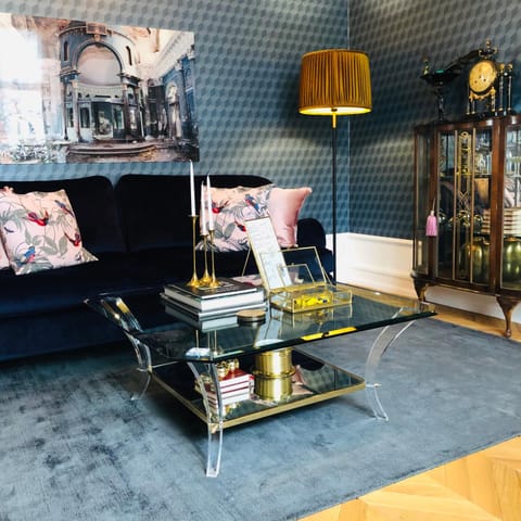 Living room, Lounge or bar, Seating area