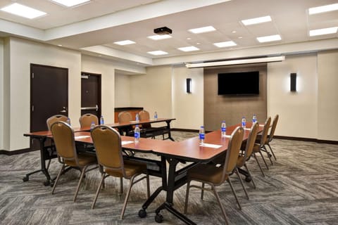 Meeting/conference room