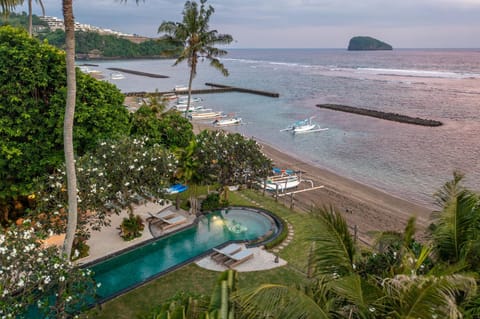 Natural landscape, Beach, Pool view, Sea view, Swimming pool, sunbed