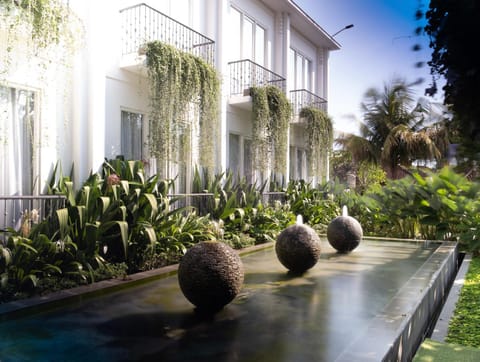 Property building, Spring, Garden view
