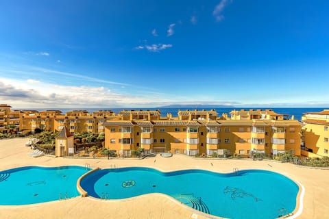 Landmark view, Pool view, Sea view, Swimming pool