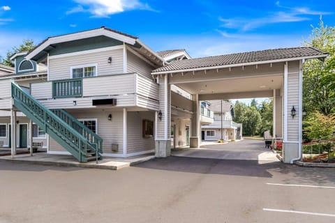 Property building, On site