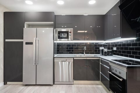 Kitchen or kitchenette, kitchen