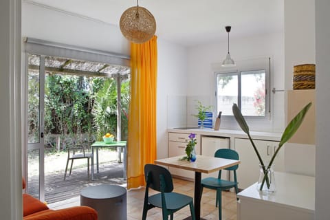 Kitchen or kitchenette, Dining area, Garden view