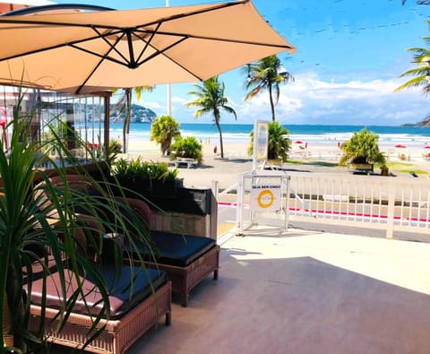 Patio, Nearby landmark, Day, Natural landscape, View (from property/room), Balcony/Terrace, Lounge or bar, Beach, Sea view