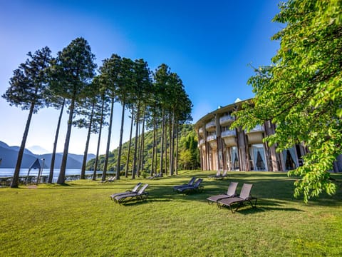 Property building, Day, Natural landscape, Lake view