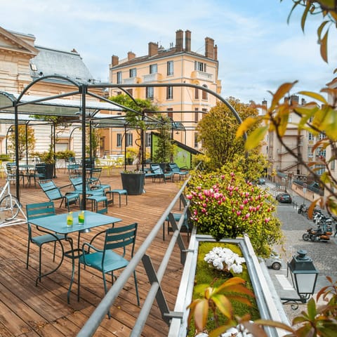 Patio, Day, View (from property/room), Balcony/Terrace, Lounge or bar, Drinks