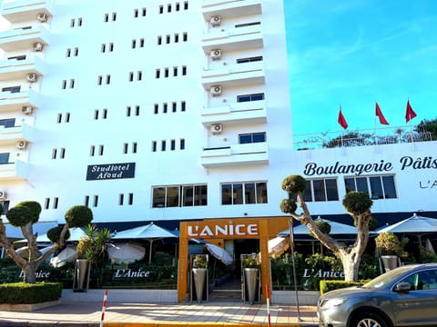 Staff, Lobby or reception