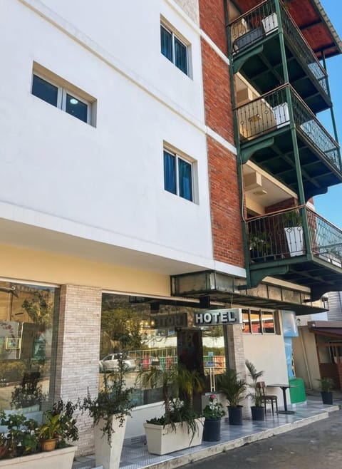 Property building, Facade/entrance