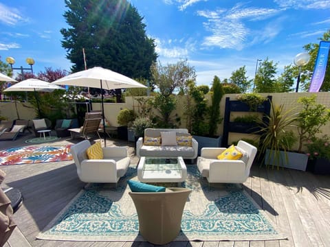 Property building, On site