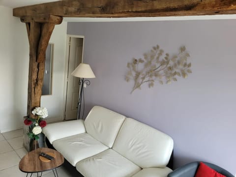 La Grange, gîte classé, 300m du canal & vélo-route, 2km du centre de Dole Apartment in Dole