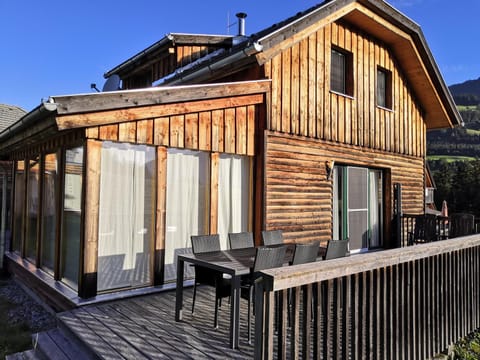 Property building, Balcony/Terrace