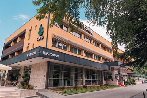 Property building, Garden