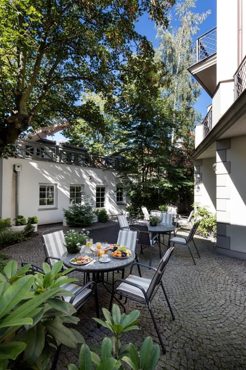 Property building, Patio, Garden, Garden view, Internal: Not applicable to any particular room