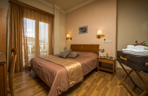 Photo of the whole room, Decorative detail, Bedroom