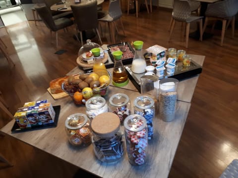 Continental breakfast