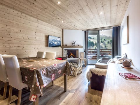 Appartement cosy, pied de piste, cheminée, animaux admis - FR-1-304-153 Apartment in La Clusaz