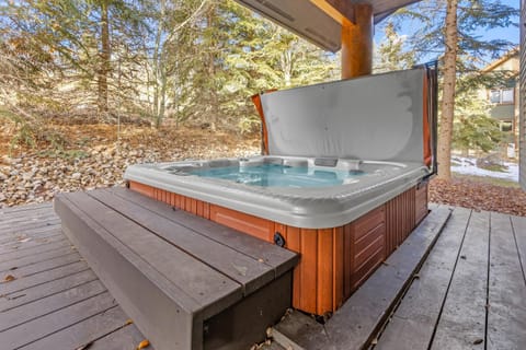 3035 Snow Cloud Circle House in Park City