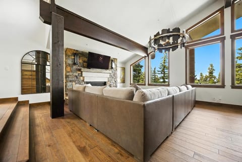 7700 Sterling Drive House in Deer Valley