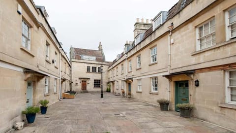 Facade/entrance, Street view