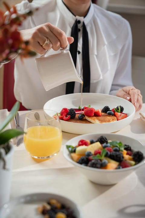 Breakfast, Buffet breakfast, Italian breakfast