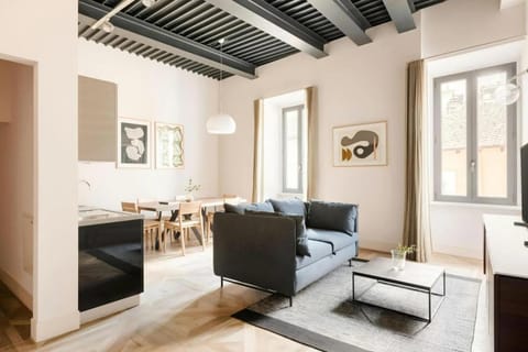 Living room, Seating area, Dining area, kitchen