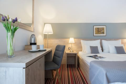 Coffee/tea facilities, Photo of the whole room, Bedroom