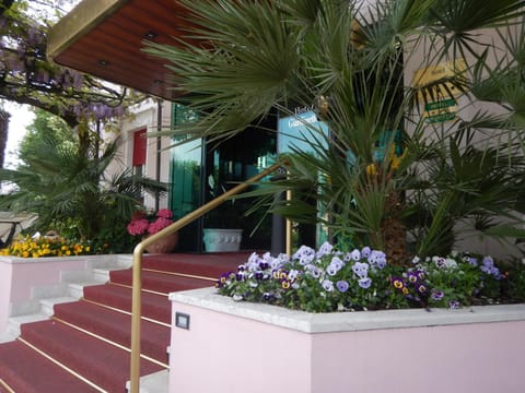 Property building, Facade/entrance, Spring, Day, Garden view