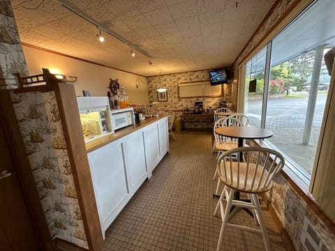 Winchester Bay Inn Inn in Oregon