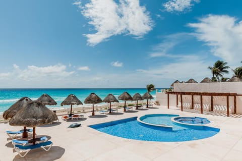 Day, Natural landscape, Beach, Pool view, Sea view, Swimming pool, sunbed