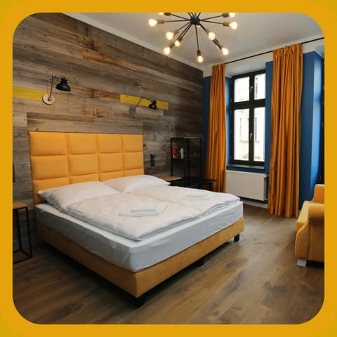 Photo of the whole room, Internal: Not applicable to any particular room