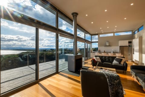 View (from property/room), Balcony/Terrace, Living room, Seating area, Garden view, Sea view, flat iron, kitchen
