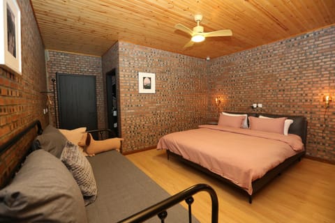 Bed, Photo of the whole room