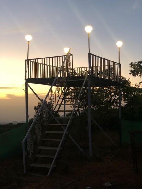 Property building, Natural landscape, Bird's eye view, Sunrise, Sunset