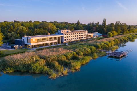 Property building, Day, Natural landscape, Lake view