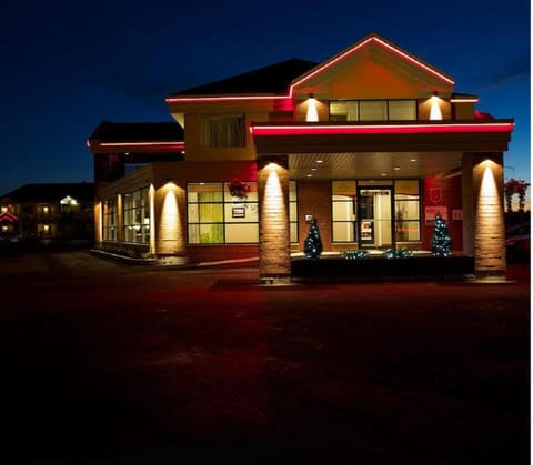 Facade/entrance, Night, Summer, Lobby or reception, On site