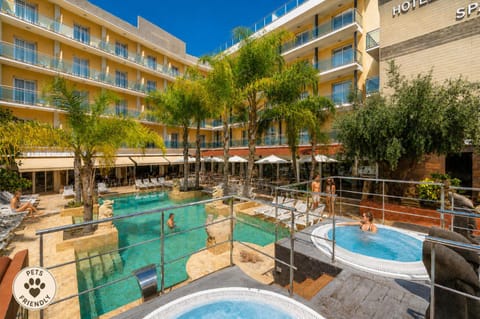 Property building, Swimming pool