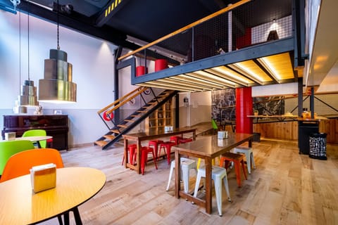 Library, Living room, Lounge or bar, Decorative detail, Seating area, Dining area, Communal kitchen, Meeting/conference room, Area and facilities, Facility for disabled guests