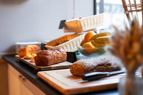 Breakfast, Continental breakfast, Buffet breakfast