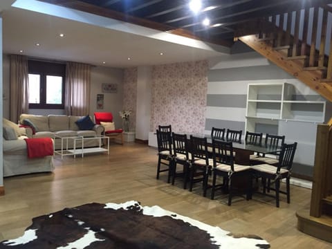 Communal lounge/ TV room, Living room