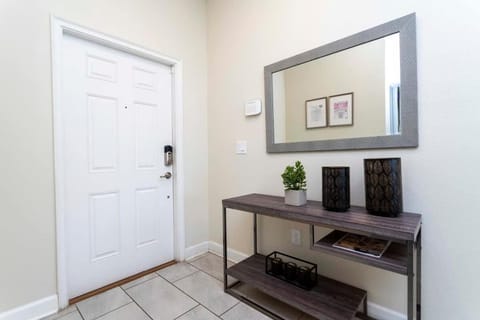Four Bedrooms TownHome 4861 House in Kissimmee