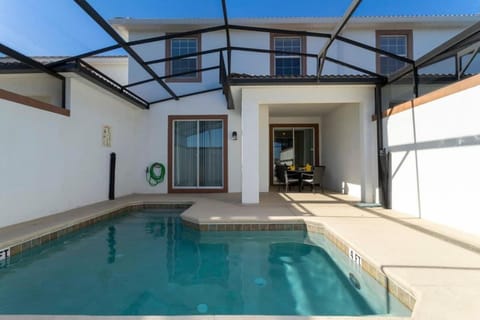 Four Bedrooms TownHome 4861 House in Kissimmee