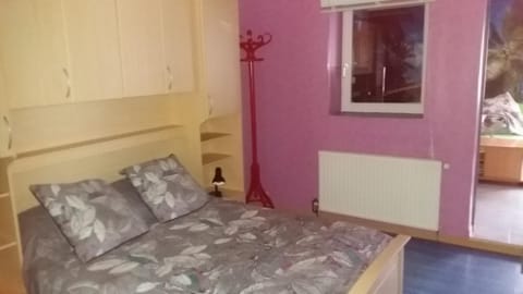 Other, Photo of the whole room, Bedroom