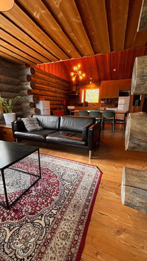 Kelotulkku Lodge Chalet in Finland