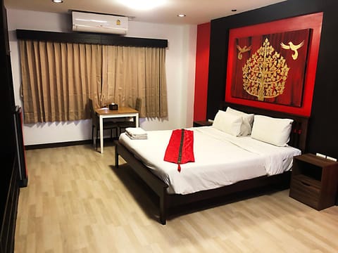 Bed, Bedroom