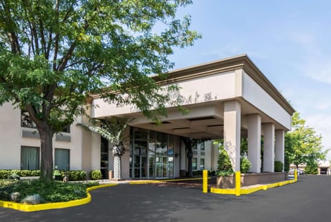 Property building, On site