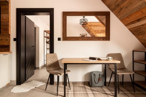 Photo of the whole room, Seating area, Dining area