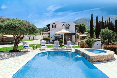Property building, Natural landscape, Garden, Garden view, Pool view, Swimming pool, sunbed